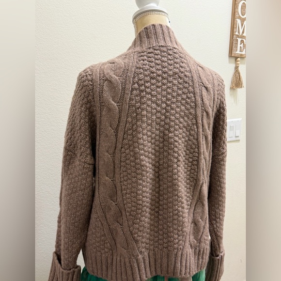 Abercrombie & Fitch Taupe Cable Knit Button-Up Cardigan - Picture 5 of 5